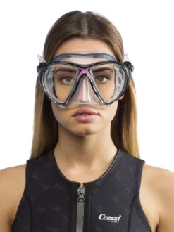Cressi Big Eyes Evolution Mask -Dive Roam Cressi Big Eyes Evolution Mask Clear Black Pink on Face Female 90f62278 cedc 420e 808d c48528989fd5