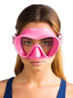 Cressi F1 Mask -Dive Roam Cressi F1 Mask Pink on face