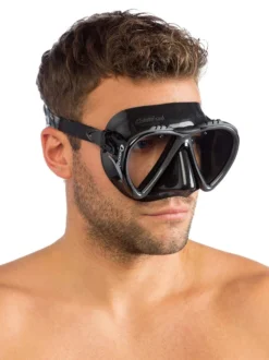 Cressi Lince Mask -Dive Roam Cressi Lince Mask on Face Side