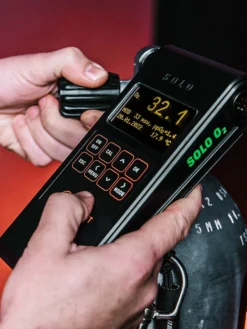 Divesoft Solo Nitrox Analyser -Dive Roam Divesoft Solo Nitrox Analyser Lifestyle Front