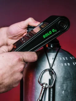 Divesoft Solo Nitrox Analyser -Dive Roam Divesoft Solo Nitrox Analyser Lifestyle Side