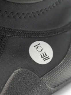 Fourth Element Rock Hopper 3mm Neoprene Boots 14 Fourth Element Rock Hopper 3mm Neoprene Boots -Dive Roam Fourth Element Rock Hopper Short 3mm Boots Detail Logo