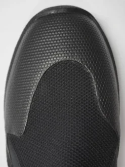 Fourth Element Rock Hopper 3mm Neoprene Boots 16 Fourth Element Rock Hopper 3mm Neoprene Boots -Dive Roam Fourth Element Rock Hopper Short 3mm Boots Detail Nose