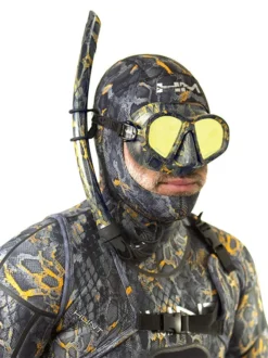 Huntmaster Camo Snorkel -Dive Roam Huntmaster Camo Snorkel Lifestyle