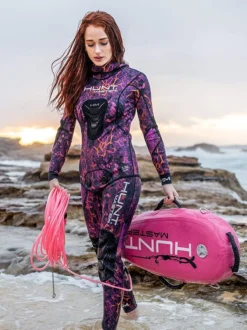 Huntmaster Burnum Huntress 1.5mm Wetsuit - Ladies -Dive Roam Huntmaster Huntress Camo 1.5mm Ladies Wetsuit Lifestyle Front